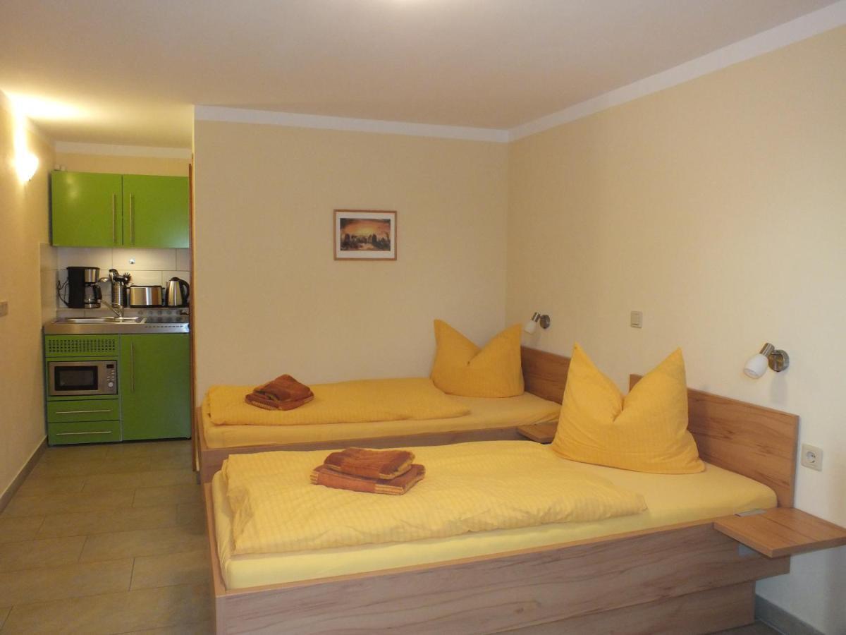 Apartamento Ferienobjekt Beim Steinmetzen Radebeul Exterior foto